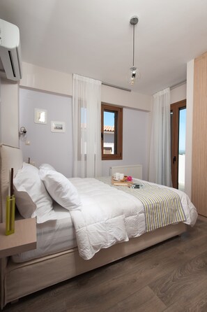 3 chambres, fer et planche à repasser, Wi-Fi, draps fournis