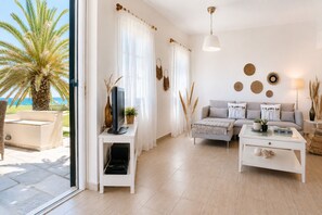 TV, DVD player, books - ⭐️⭐️⭐️⭐️⭐️AMAZING BEACH HOUSE in TINOS! Literally On the Beach!  (Tinos)