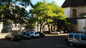 Enceinte de lâhĂ©bergement