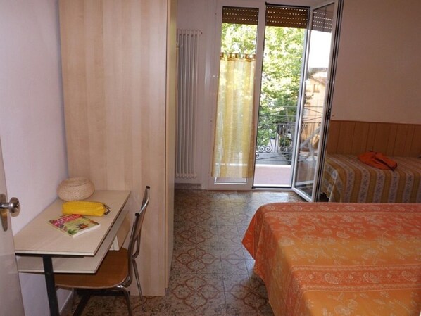 2 Schlafzimmer, Bügeleisen/Bügelbrett, WLAN