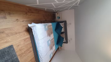 1 chambre, fer et planche Ă repasser, Wi-Fi, draps fournis
