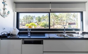 Fridge, microwave, oven, stovetop - Home Dream Beach House - Comporta (Carvalhal)