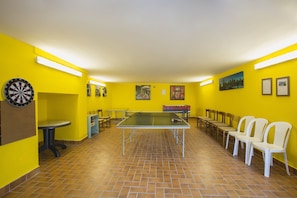 Games room - Apt Elisa in Villa Laura near Ravello (scala)