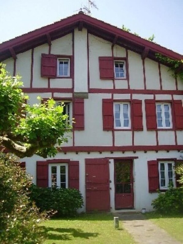 Extérieur