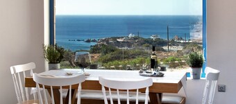 AELIA LUXURY VILLA IN A PRIVATE ESTATE IN ARDANI KARPATHOS