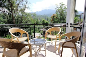 Terrace/patio - Hotel Mevon (Bandarawela)