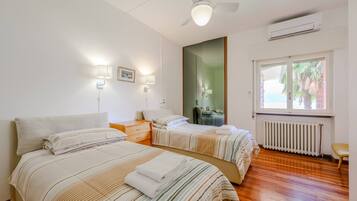 3 Schlafzimmer, Bügeleisen/Bügelbrett, Reisekinderbett, WLAN