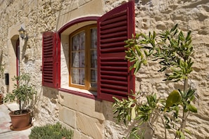Exterior detail - Tal-barun Farmhouse (San Lawrenz)
