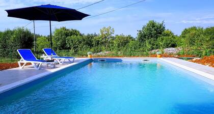 Rare stunning original converted Istrian stone villa. 5 rooms. 14pax
