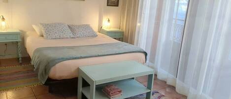 1 quarto, ferros/tábuas de passar roupa, Wi-Fi, roupa de cama