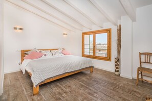 3 Schlafzimmer, Bügeleisen/Bügelbrett, Internetzugang, Bettwäsche