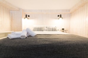2 Schlafzimmer, Schreibtisch, Bügeleisen/Bügelbrett, kostenloses WLAN
