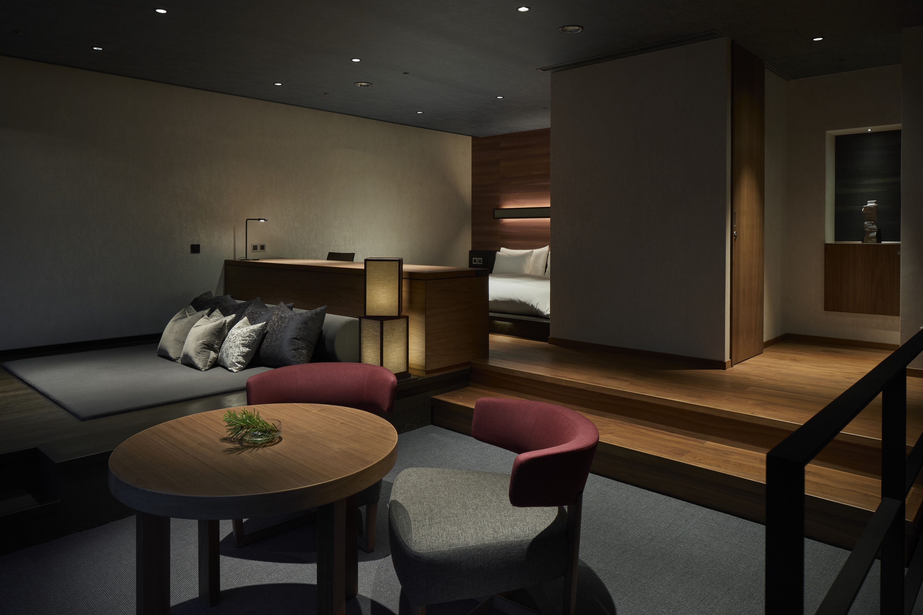 double room (shui) | 1 bedroom, down duvets, minibar, in-room safe