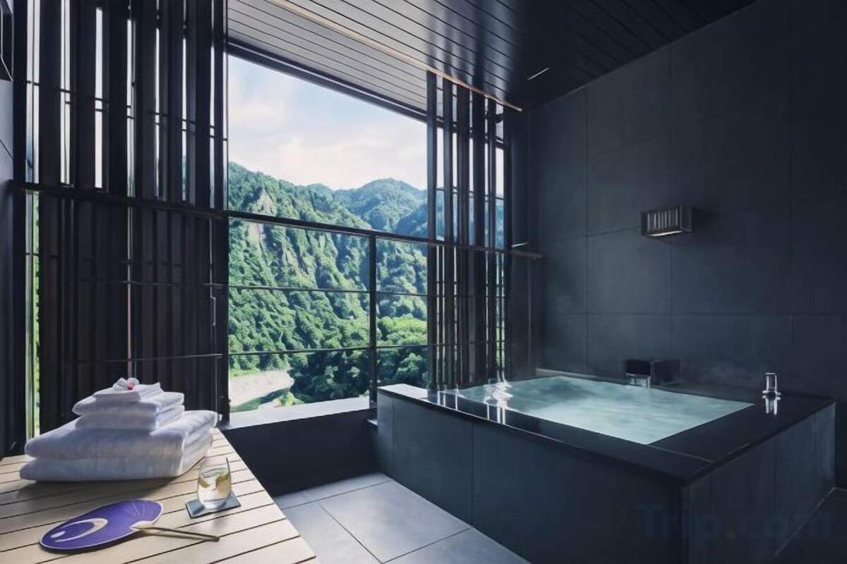 Spa | Massage/treatment rooms, massages