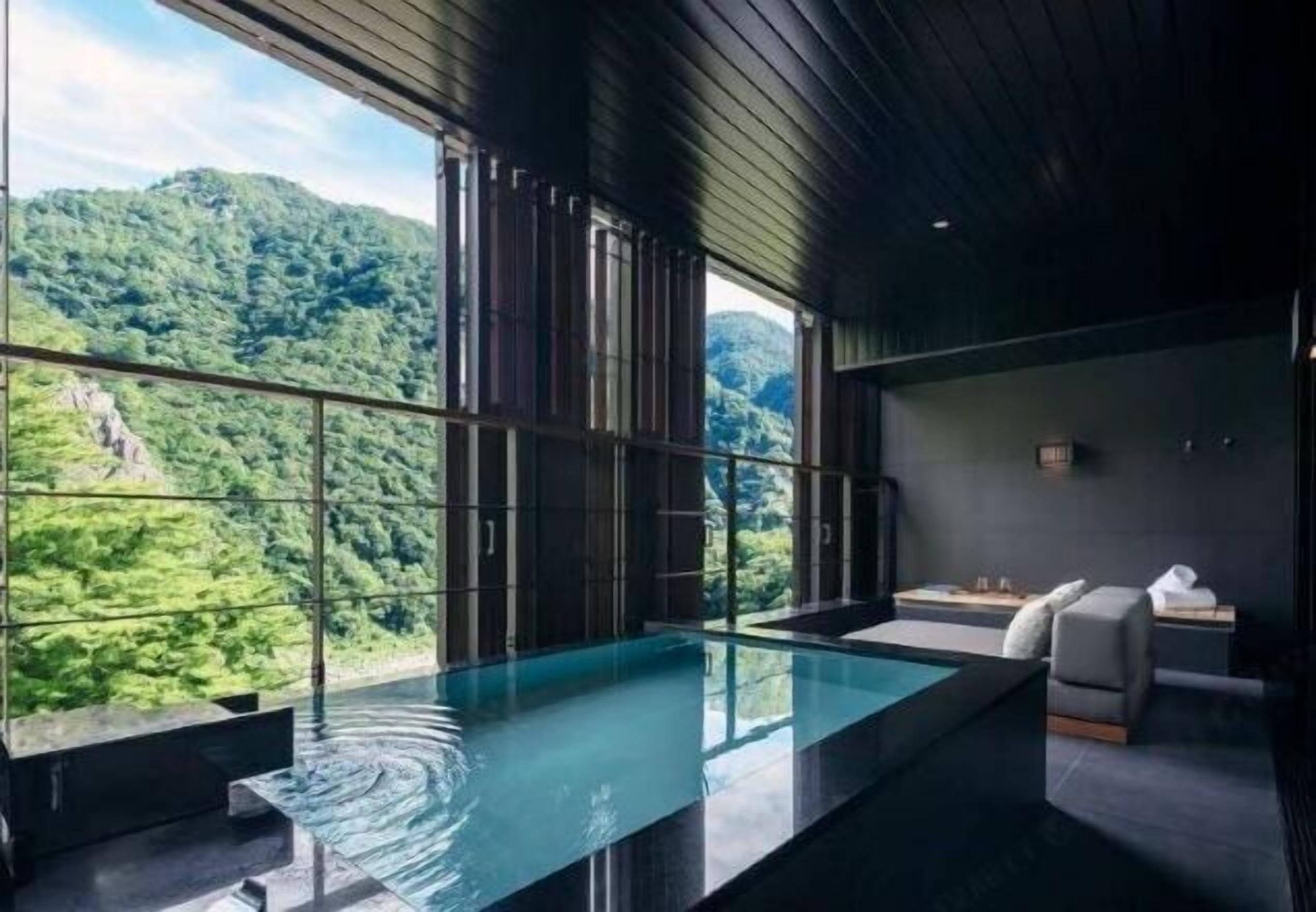 Zwembad | Een buitenzwembad