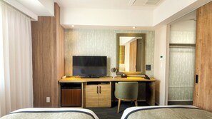 Standard Twin Room [Book 90 days before gets you free water bottle!] | 1 bedroom, in-room safe, individually decorated, desk - Hotel Torifito Naha Asahibashi (Naha)