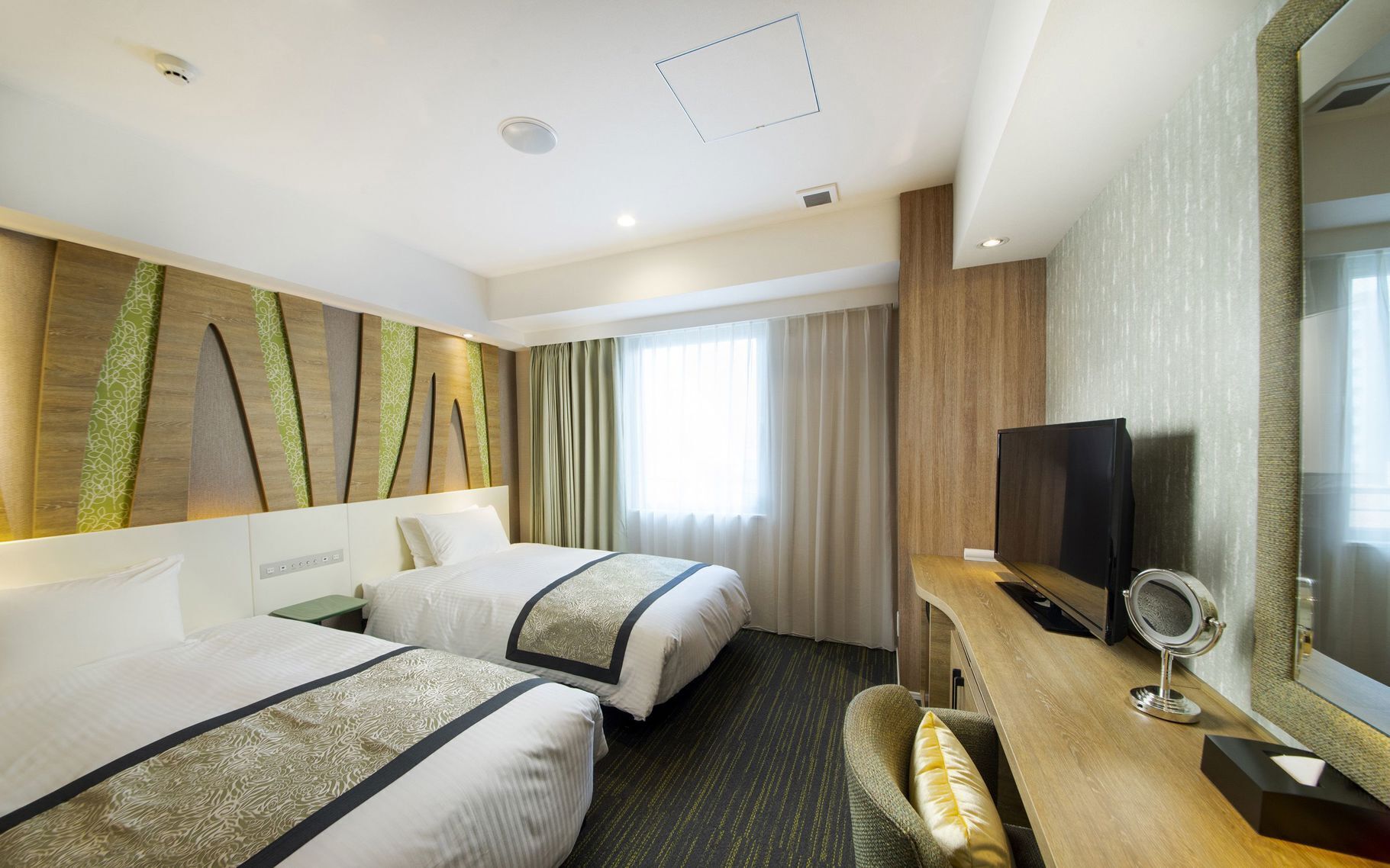 1 bedroom, in-room safe, individually decorated, desk