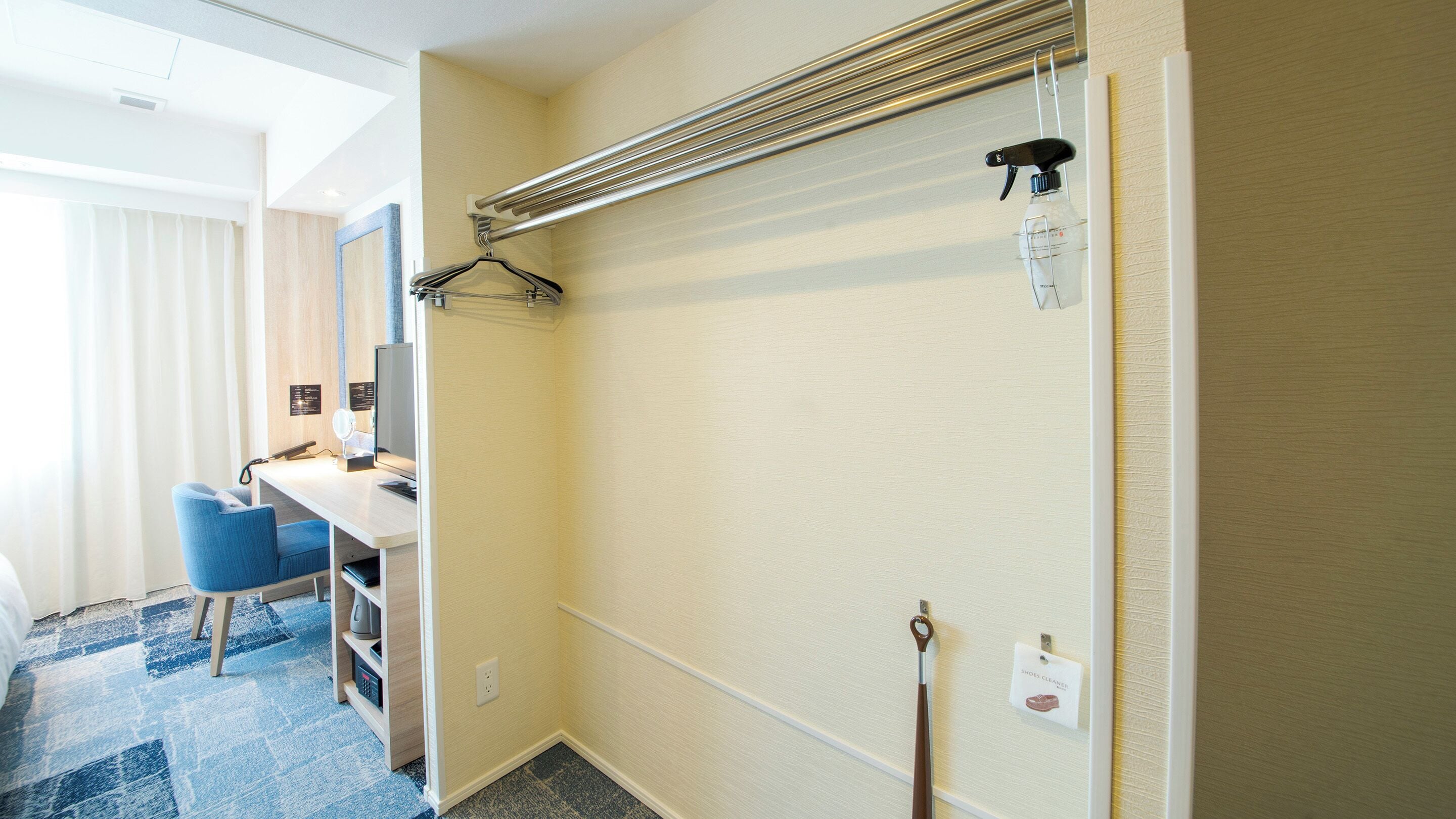 comfort double room, 1 queen bed [book 90 days before gets you free water bottle!] | 1 bedroom, in-room safe, individually decorated, desk