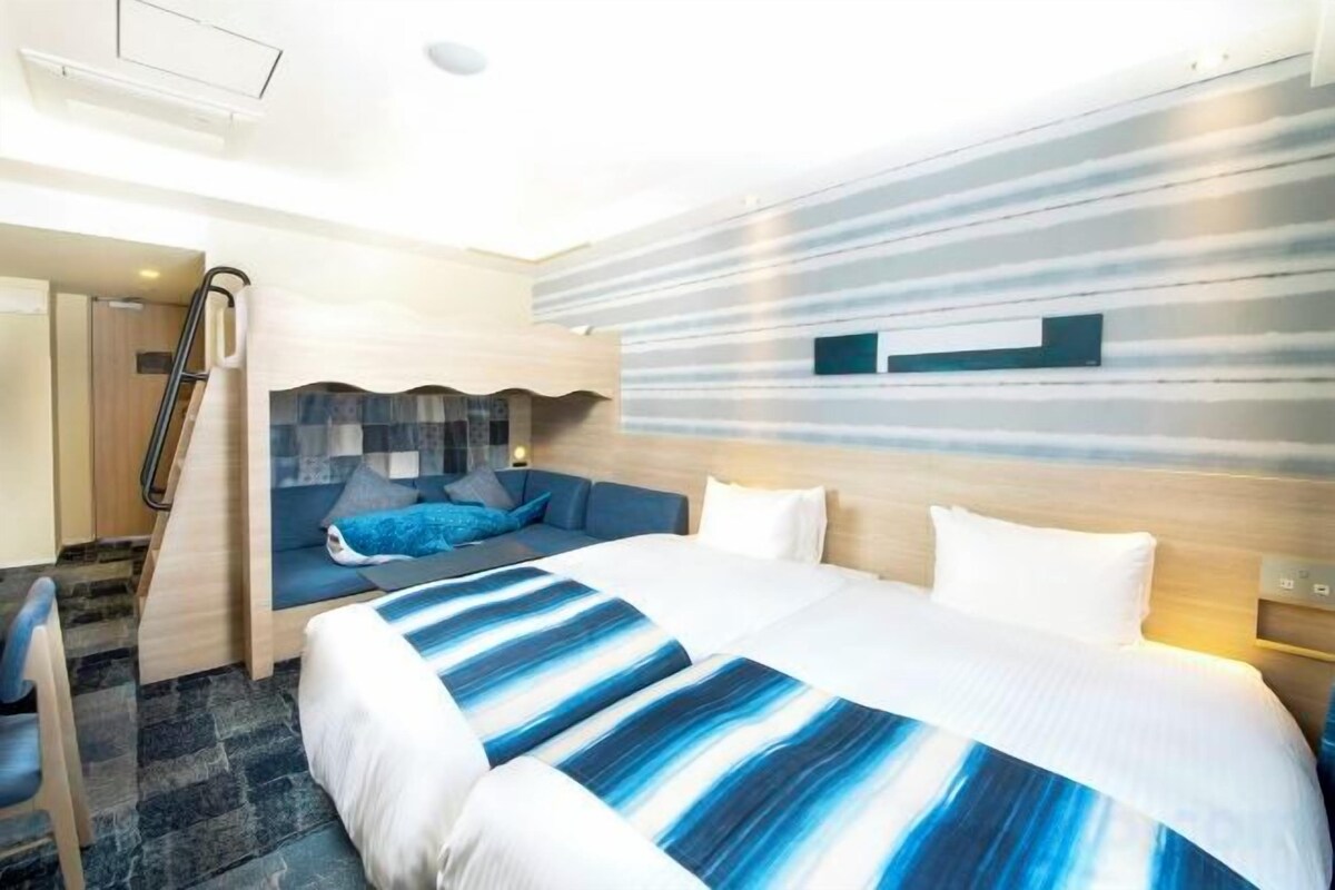 1 bedroom, in-room safe, desk, blackout drapes
