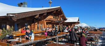 Apartment Simone in the hiking and skiing paradise Königsleiten/Zillertal