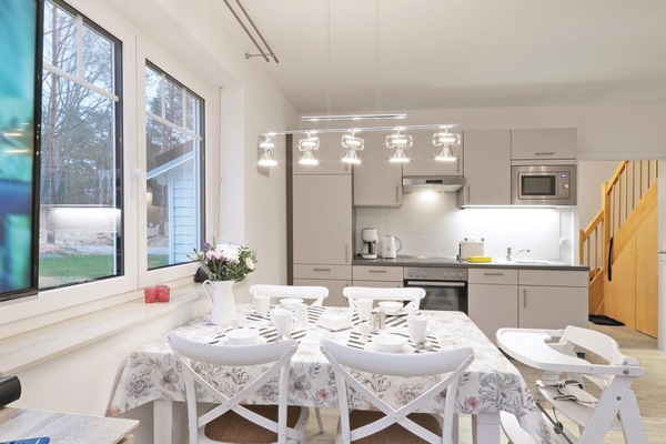 Fridge, stovetop, dishwasher, coffee/tea maker