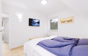 2 Schlafzimmer, Reisekinderbett, kostenloses WLAN