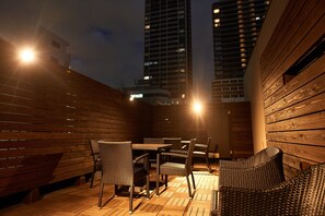Terrace/patio - Shinsaibashi House (Osaka)