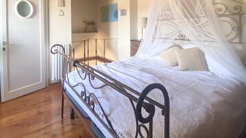 1 camera, ferro/asse da stiro, Wi-Fi gratuito, lenzuola