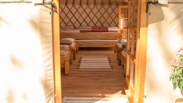 1 habitación, wifi y ropa de cama