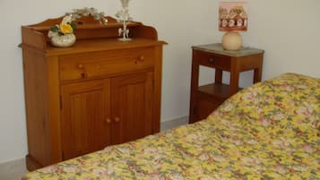 2 chambres, fer et planche Ă repasser, Wi-Fi gratuit, draps fournis