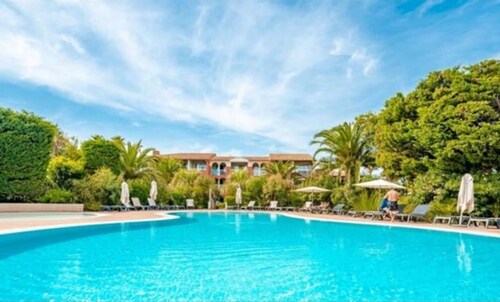 Presqu' ile de Giens - Maison Résidence de Tourisme - Piscine