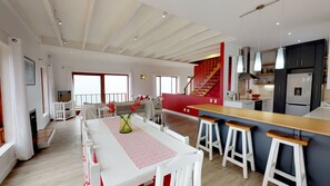 Maison Familiale | Restauration dans la chambre