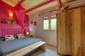 3 chambres, fer et planche Ă repasser, Wi-Fi gratuit, draps fournis