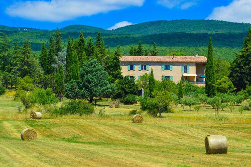 La Bastide du Claus - Vitaverde, Bed and Breakfast Valensole