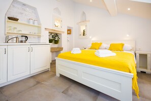 Apartment, City View (Dolores) | Private kitchen