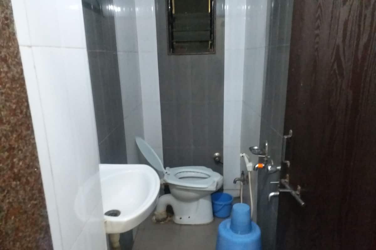 Habitación doble Deluxe, 1 cama matrimonial, para no fumadores, vista a la ciudad | Baño