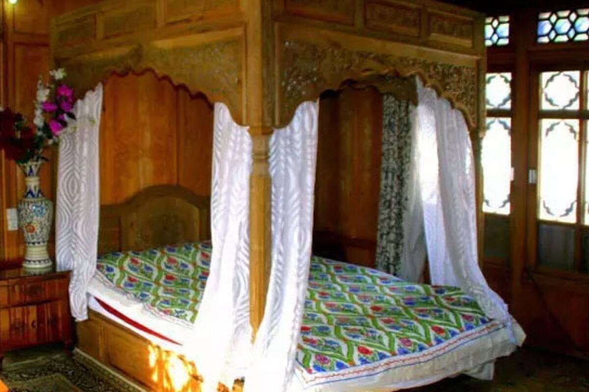 1 غرفة نوم ومكتب وتجهيزات عازلة للصوت وأسرّة قابلة للطي