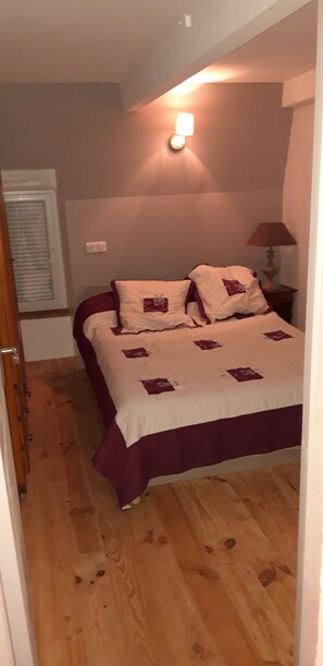4 chambres, lit parapluie, Wi-Fi