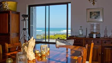 Panoramic House, 5 Bedrooms, Non Smoking, Beach View | Kemudahan bilik