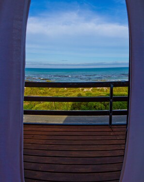 Hus – panorama, 5 soverom, ikke-røyk, strandutsikt | Utsikt mot strand/hav