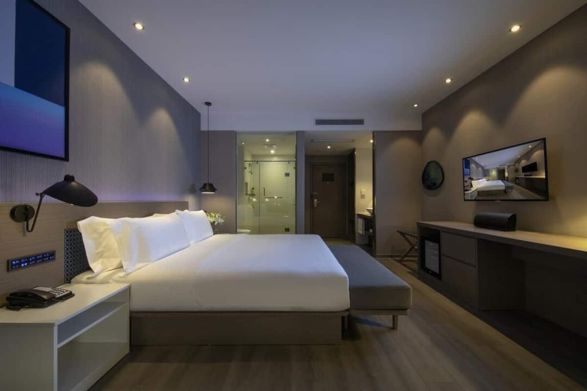 Edredón, camas con pillow-top y minibar