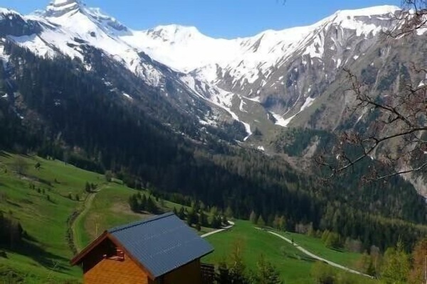 Chalet Rückansicht