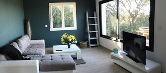 BEAUTIFUL VILLA IN PROPERTY WITH SEA VIEW, beach and shops 1.5 Km, pets welcome