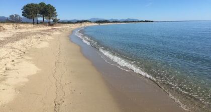 NEUE VILLA IN MEERBLICK, Strand und Geschäfte 1,2 km, Haustiere erlaubt