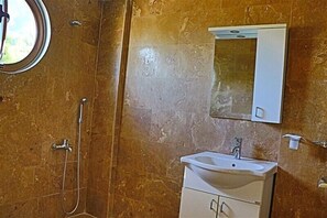 Bathroom - Villa Azelya 5 by Villamnet (Fethiye)