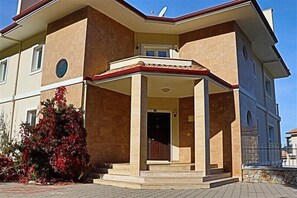 Front of property - Villa Azelya 5 by Villamnet (Fethiye)
