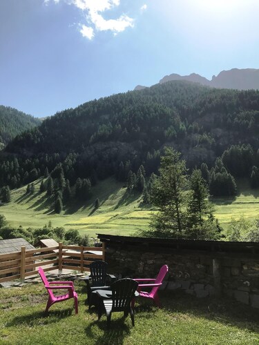 Hübscher T4 mit sonnigem Garten in Saint Véran la Chalp