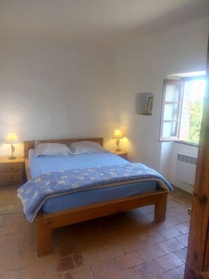 4 Schlafzimmer, Bügeleisen/Bügelbrett, kostenloses WLAN