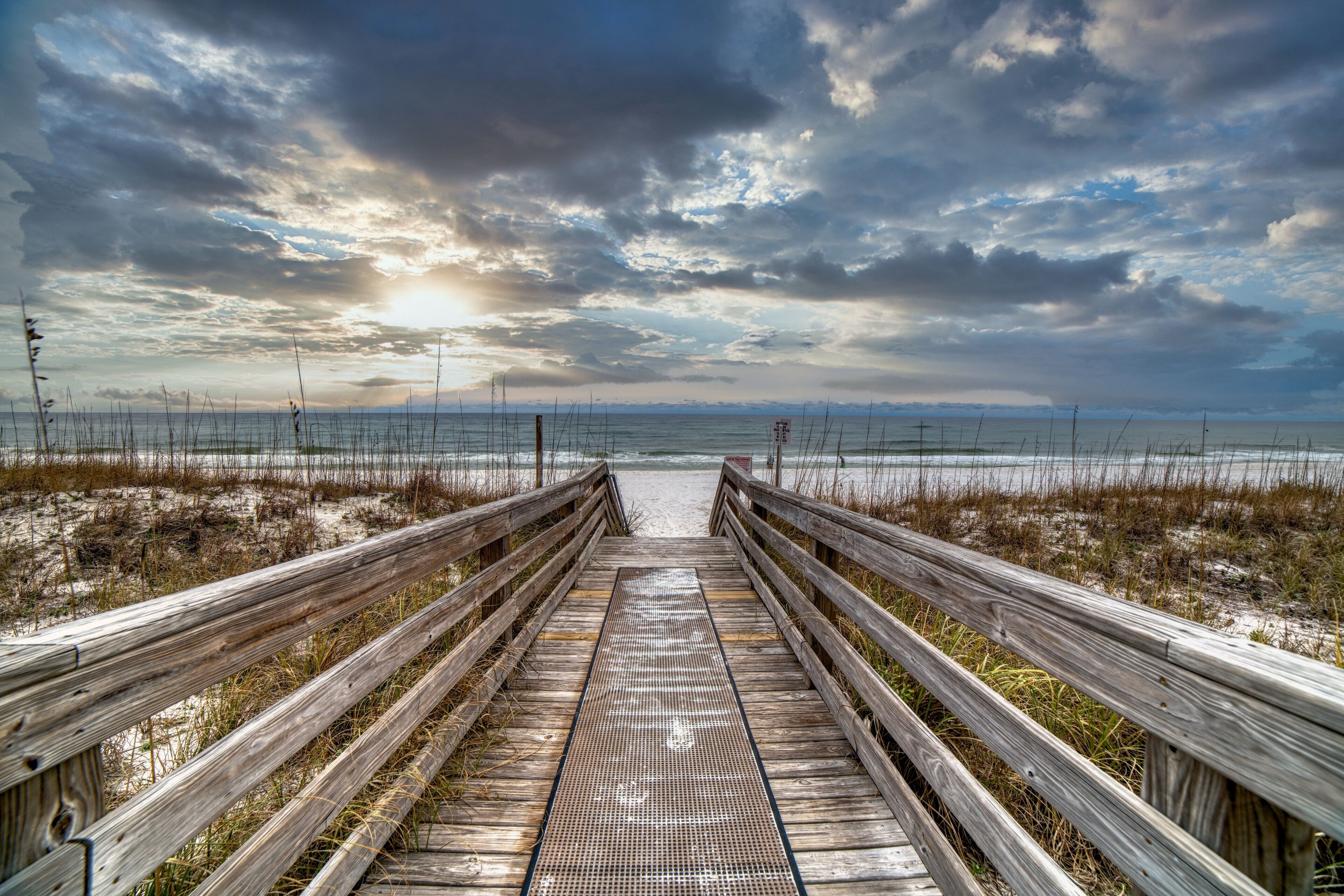 Ubicación a pie de playa y tumbonas