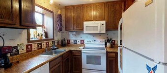 Close to Lifts | Fireplace | Views | Ski Run C7